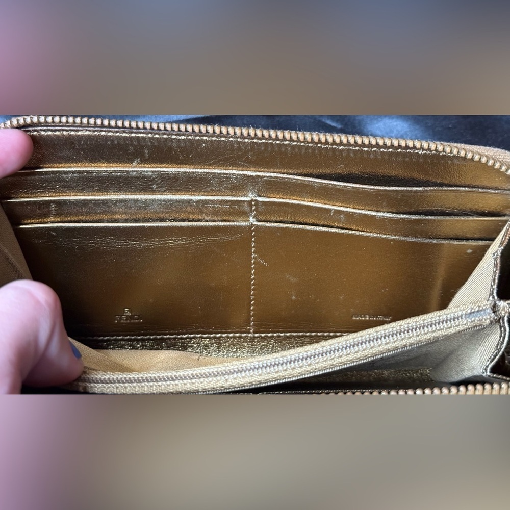 Fendi metallic gold wallet - Picture 11 of 17